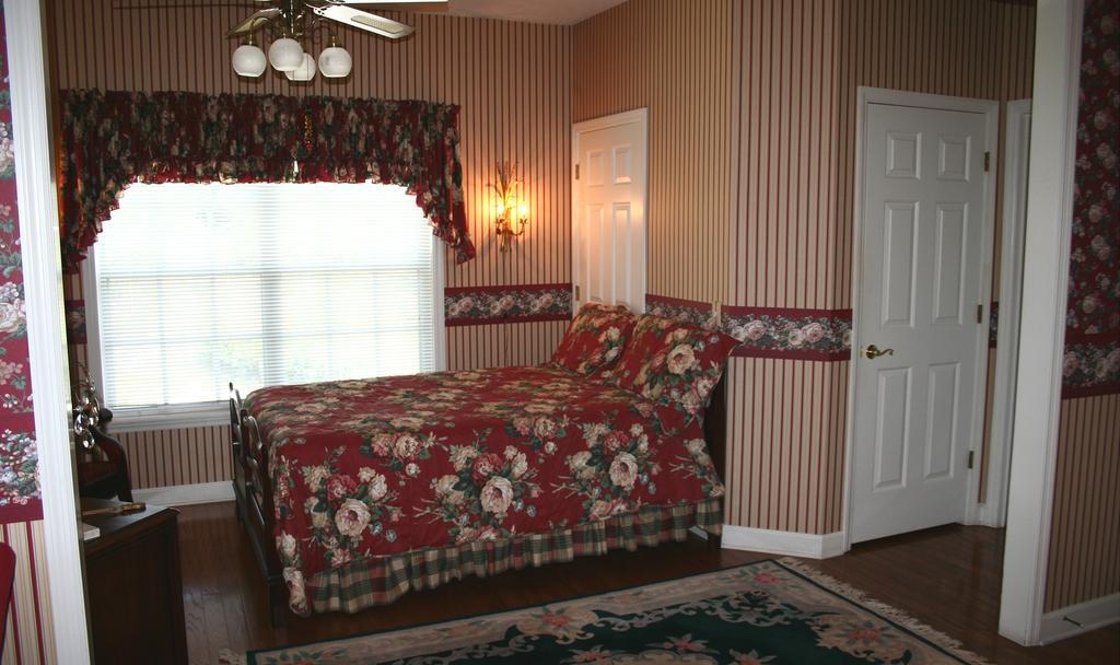 Heron Cay Lakeview Bed & Breakfast Mount Dora Exterior photo