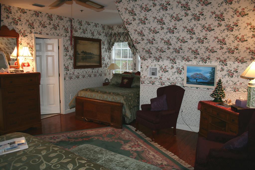 Heron Cay Lakeview Bed & Breakfast Mount Dora Exterior photo